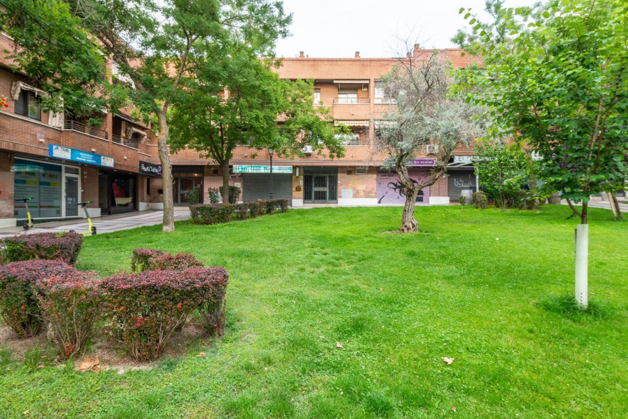 Bonita Habitacion Con Balcon Villaviciosa de Odón Exteriér fotografie